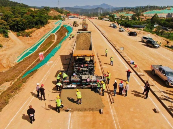 六盘水高速公路